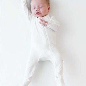 Kyte baby Cloud White Kids One Piece zip